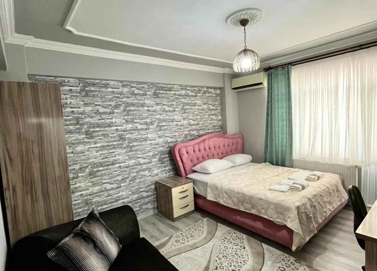 Yali Apart Hotel
