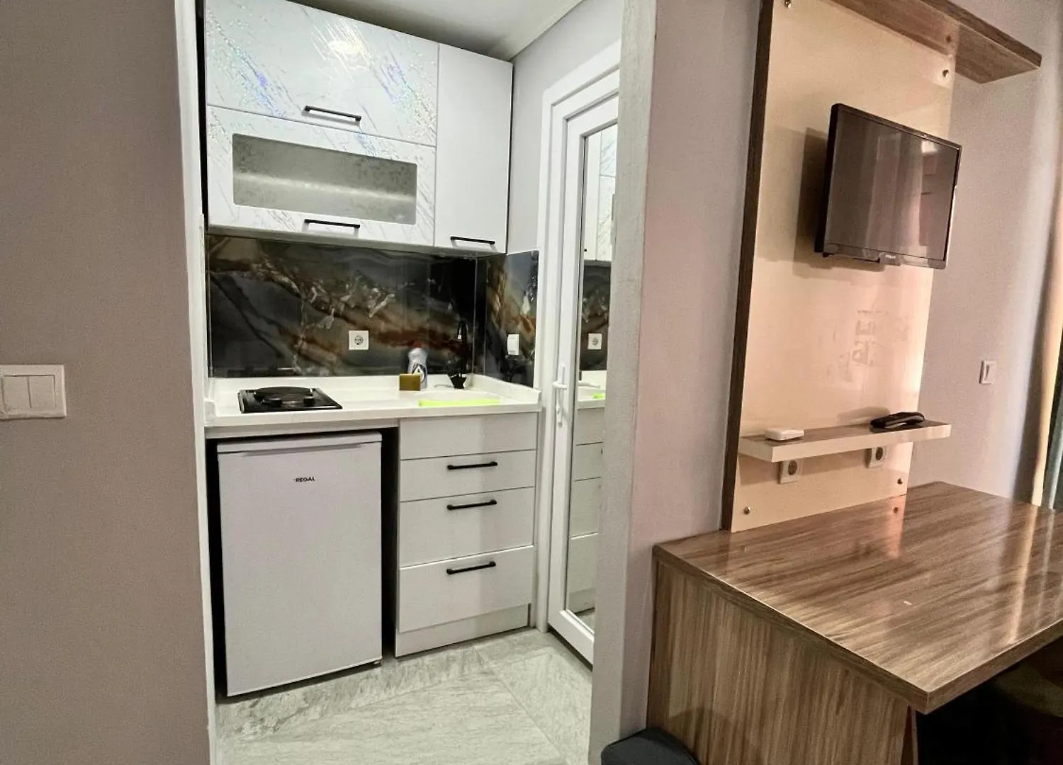 דירה Yali Apart Hotel
